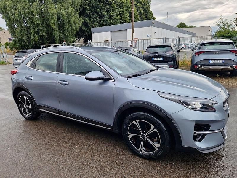 Grau Gebraucht 2022 Kia XCeed SUV | 16.940 € (Superpreis) - Bild 1/4
