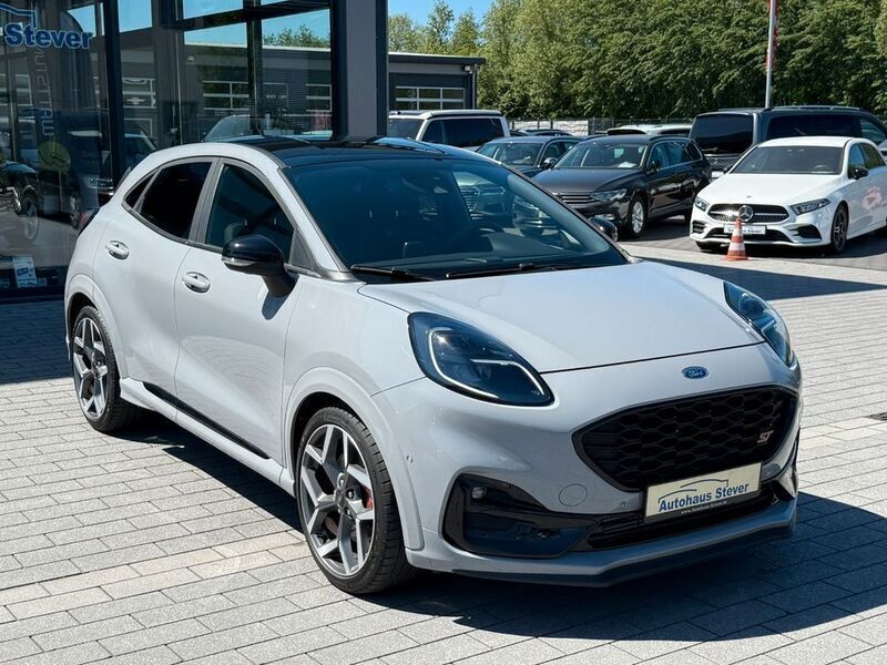Grau Gebraucht 2022 Ford Puma Performance Edition Limousine | 24.400 € (Fairer Preis) - Bild 1/4