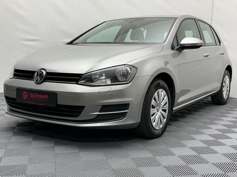 Gebraucht VW Golf VII Trendline 105 PS (77 kW) 2014 Silber Limousine