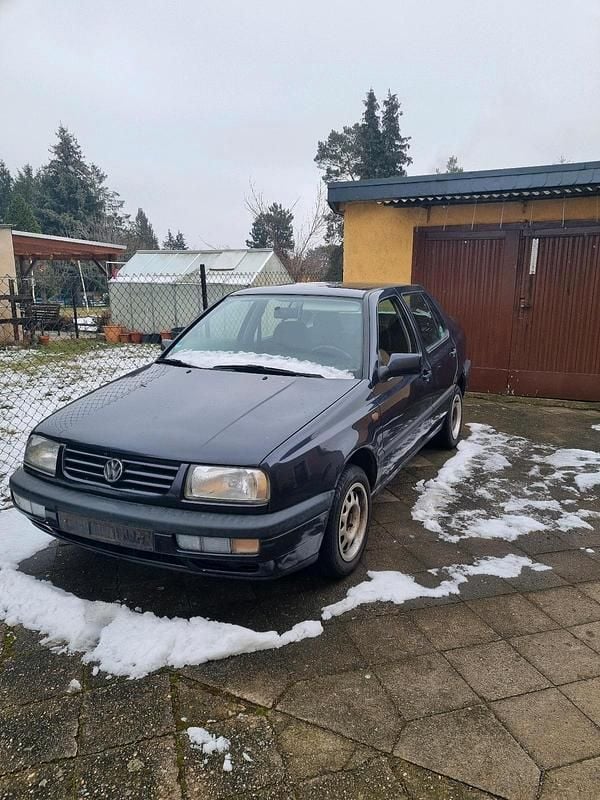 Gebraucht VW Vento 90 PS (66 kW) 1996 Limousine