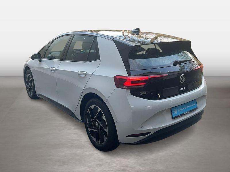 Gebraucht VW ID.3 Pro 150 kW (204 PS) 2024 Gletscherweiß Kleinwagen