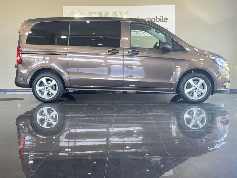 Gebraucht Mercedes Vito Edition 190 PS (139 kW) 2018 Dolomitbraun metallic Van
