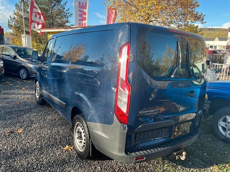 Gebraucht Ford Transit Custom 101 PS (74 kW) 2016 Blau Van / Kleinbus