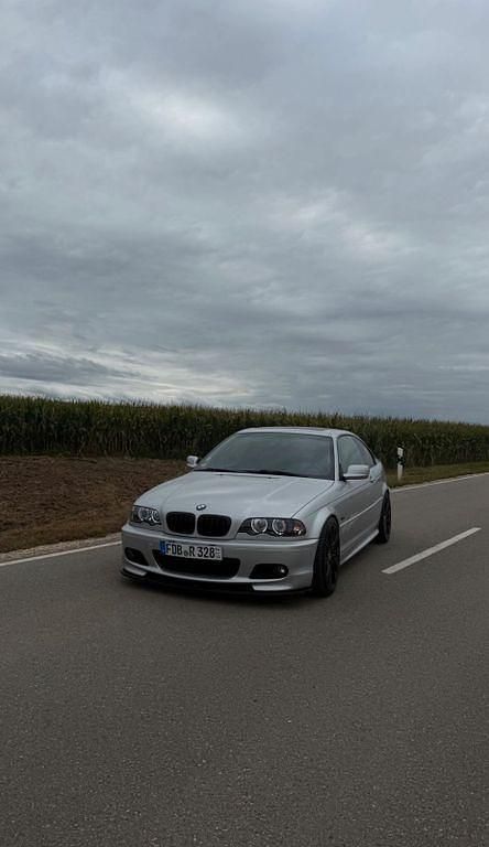 Silber Gebraucht 1999 BMW 328 M Sport Coupé | 10.500 € (Teuer) - Bild 1/4