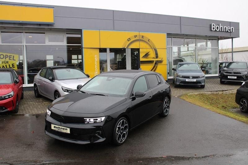 Gebraucht Opel Astra Ultimate 131 PS (96 kW) 2024 Schwarz Limousine