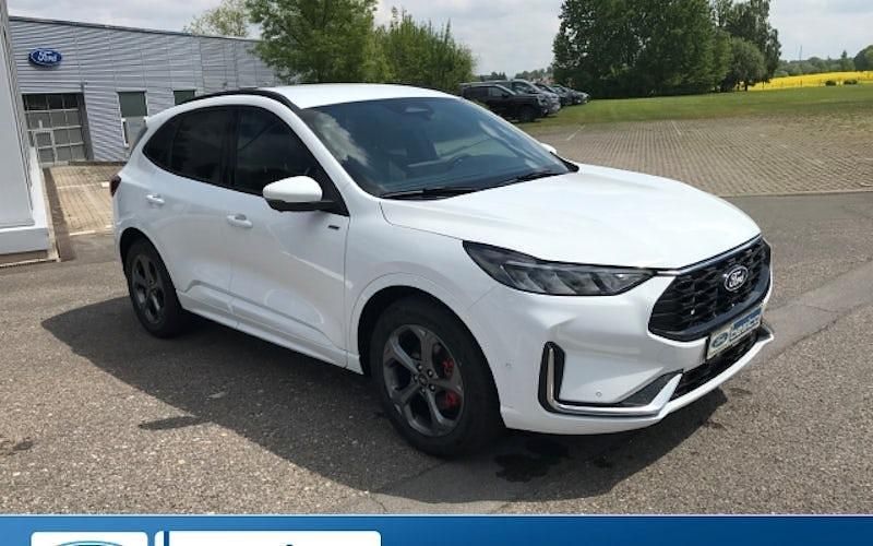 Frozen white (weiss) Neu 2025 Ford Kuga ST-Line X SUV | 39.900 € - Bild 1/4