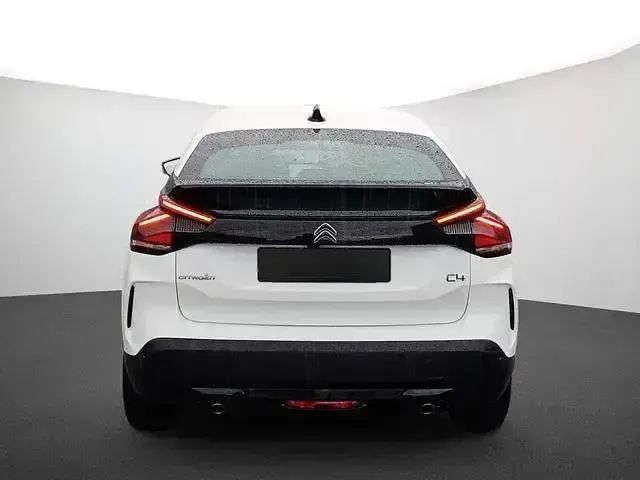 Used Citroën C4 Feel 131 HP (96 kW) 2023 White SUV