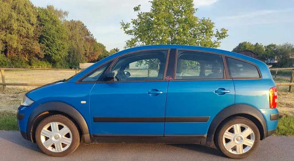 Gebraucht Audi A2 75 PS (55 kW) 2005 Blau Kleinwagen
