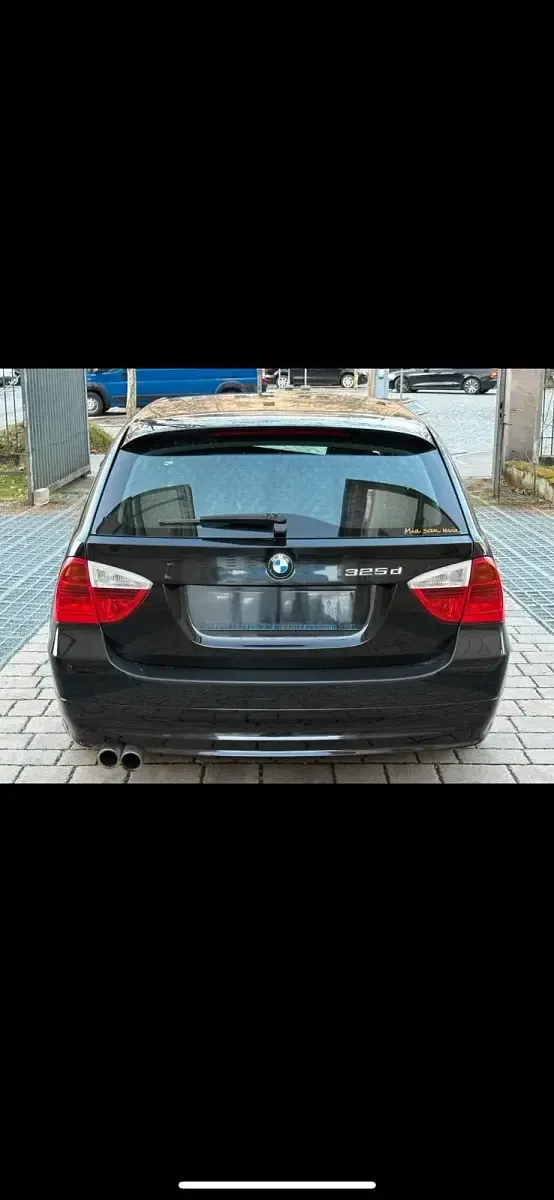 Gebraucht BMW 325 197 PS (144 kW) 2008 Schwarz Kombi