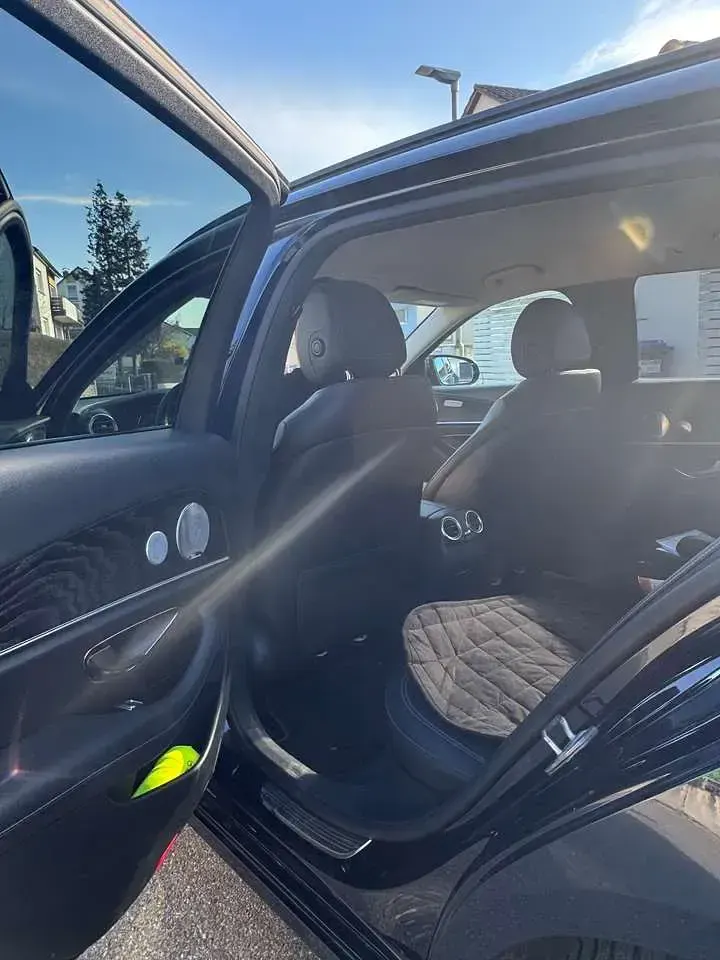 Gebraucht Mercedes E200 Avantgarde 184 PS (135 kW) 2019 Blau Kombi
