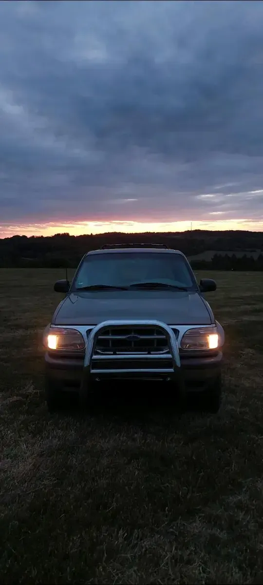 Używany Ford Explorer 207 KM (152 kW) 1997 SUV