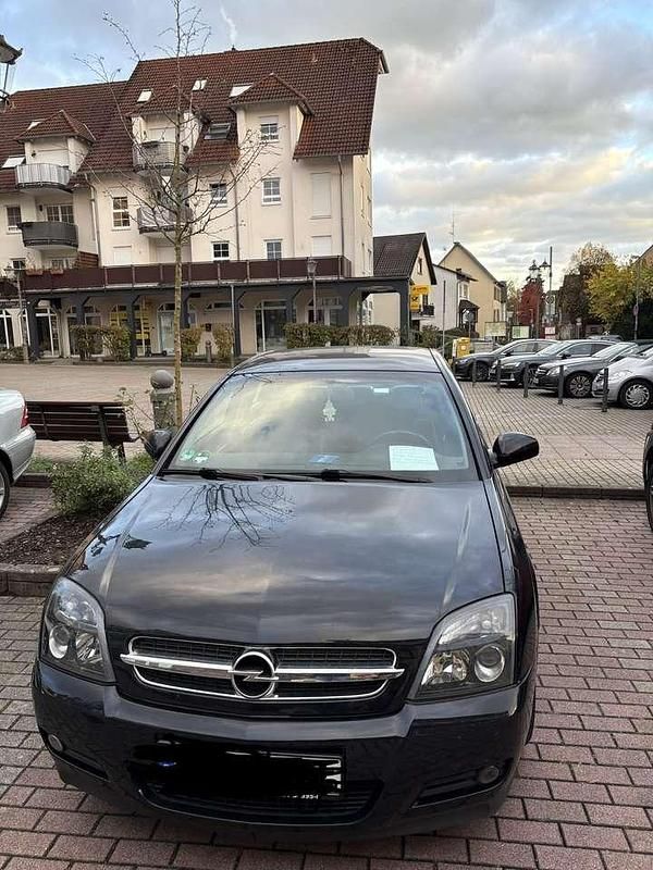 Schwarz Gebraucht 2003 Opel Vectra GTS Limousine | 1.900 € (Fairer Preis) - Bild 1/4