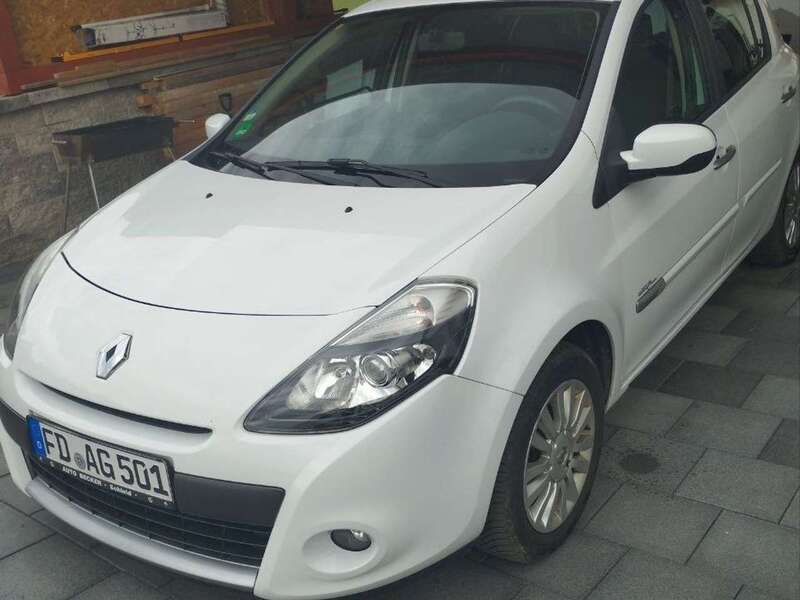 Gebraucht 2010 Renault Clio II Dynamique Limousine | 4.000 € (Etwas zu teuer) - Bild 1/4