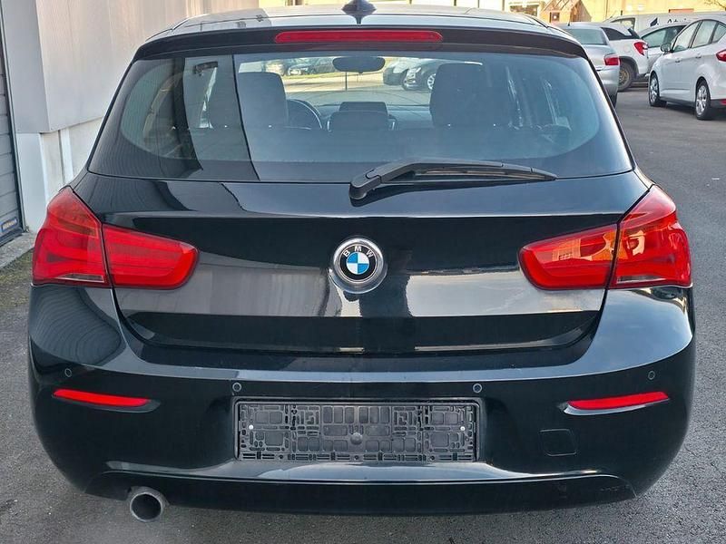 Gebraucht BMW 116 Advantage 109 PS (80 kW) 2016 Schwarz Kleinwagen