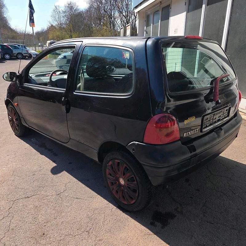 Second-hand Renault Twingo 58 CP (42 kW) 2001 Negru Hatchback