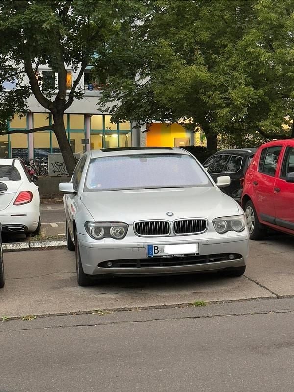 Silber Gebraucht 2001 BMW 745 Limousine | 4.000 € (Superpreis) - Bild 1/4
