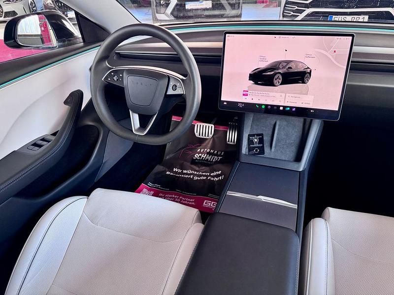 Second-hand Tesla Model 3 Performance 461 kW (627 CP) 2024 Negru Berlinǎ