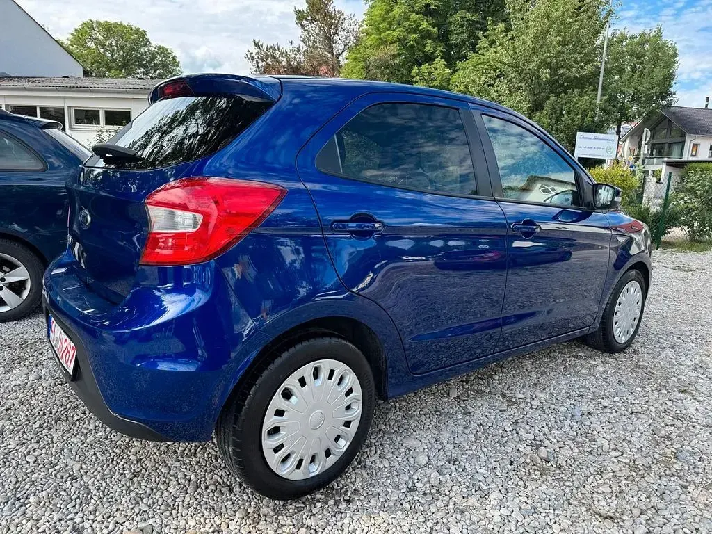 Gebraucht Ford Ka Plus 86 PS (63 kW) 2018 Blau Kleinwagen