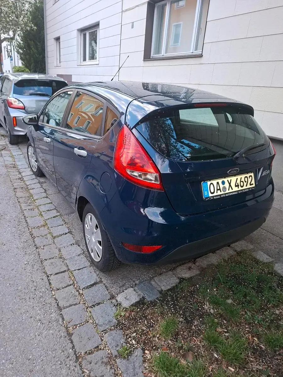 Usata Ford Fiesta 45 CV (33 kW) 2009 Berlina
