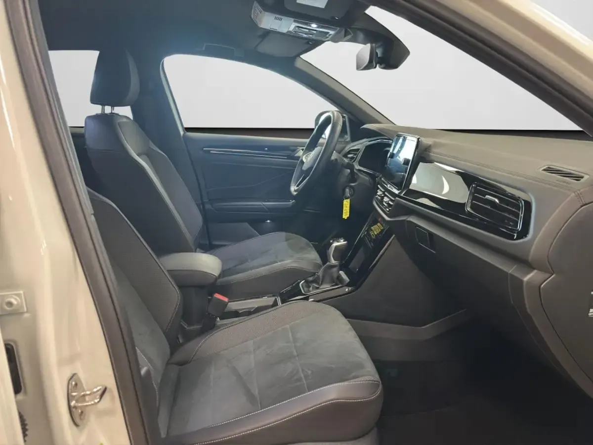 Usata VW T-Roc Style 150 CV (110 kW) 2025 Bianco SUV