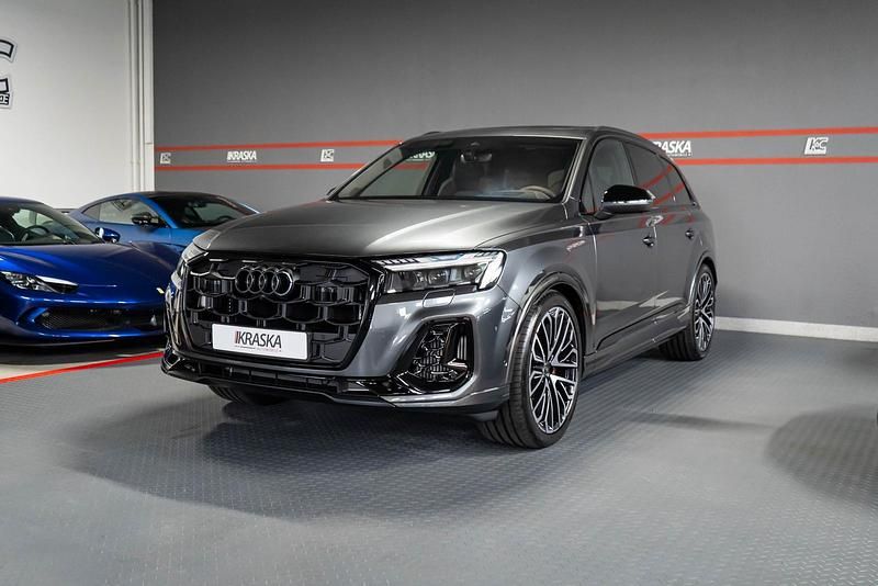 Neu Audi SQ7 Advanced 650 PS (478 kW) 2026 Daytonagrau perleffekt SUV