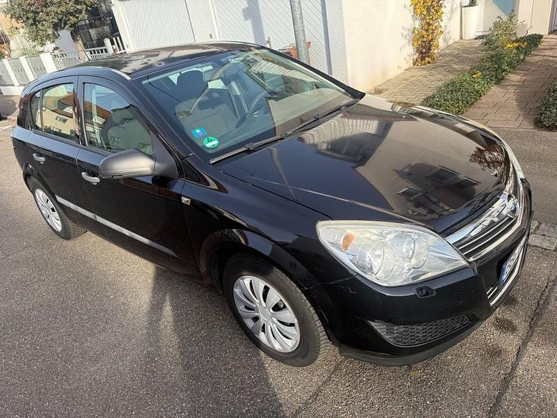 Schwarz Gebraucht 2009 Opel Astra Selection Limousine | 990 € (Superpreis) - Bild 1/4