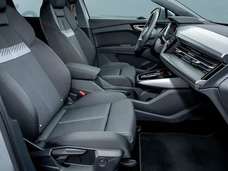 Gebraucht Audi Q4 e-tron 210 kW (286 PS) 2025 Grau SUV