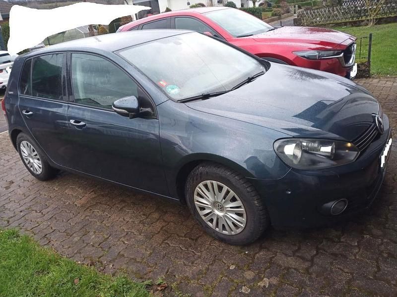 Gebraucht VW Golf VI Team 90 PS (66 kW) 2011 Blau Kleinwagen