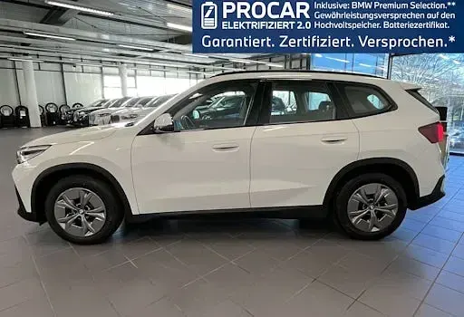 Gebraucht BMW iX1 Shadowline 230 kW (313 PS) 2023 Weiß SUV