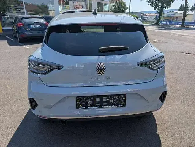 Gebraucht Renault Clio Techno 91 PS (66 kW) 2024 Grau (rafalegrau) Kleinwagen