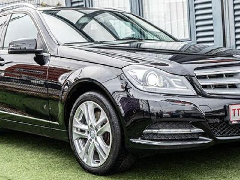 Gebraucht Mercedes C350 265 PS (194 kW) 2012 Schwarz Kombi