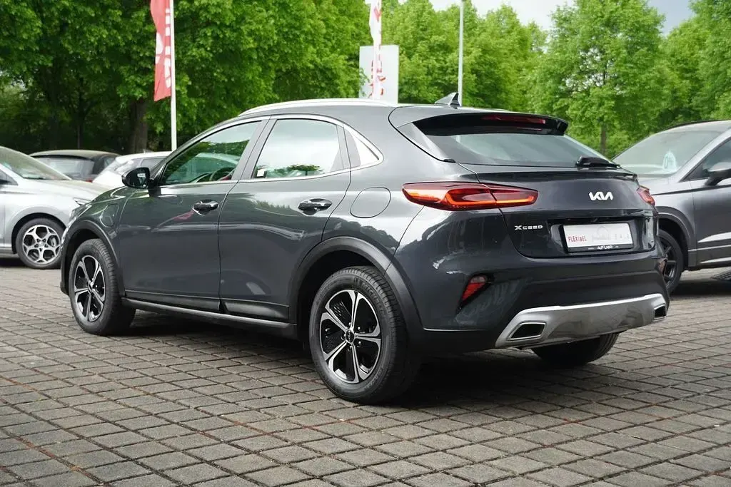 Gebraucht Kia XCeed Vision 141 PS (103 kW) 2022 Grau SUV