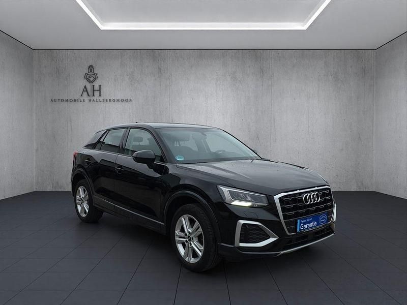 Gebraucht Audi Q2 Ambiente 150 PS (110 kW) 2022 Schwarz SUV