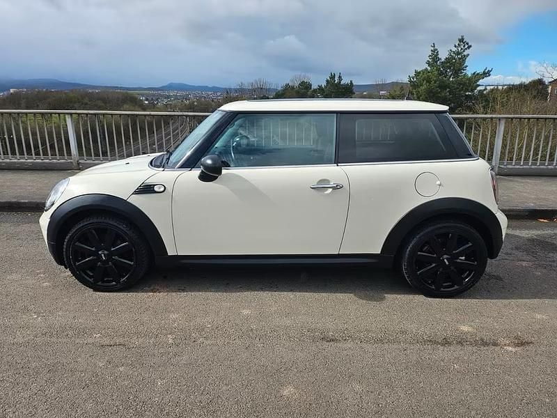 Second-hand Mini ONE 75 CP (55 kW) 2010 Alb Hatchback