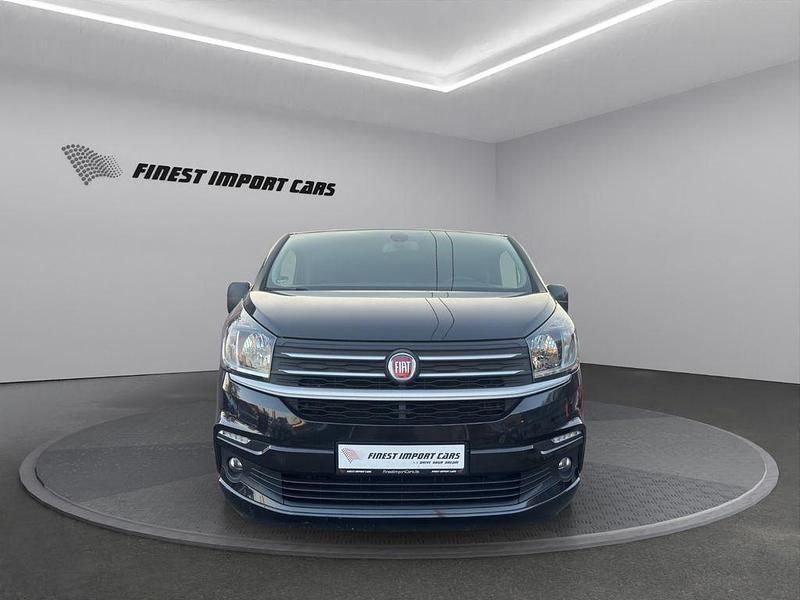 Gebraucht Fiat Talento Family 145 PS (106 kW) 2019 Schwarz Van / Kleinbus