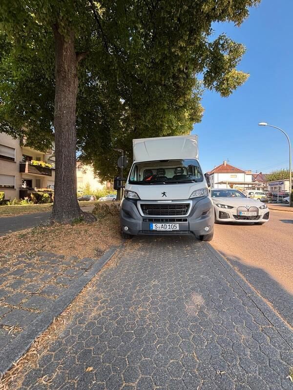 Weiß Gebraucht 2017 Peugeot Boxer Van | 12.900 € - Bild 1/4