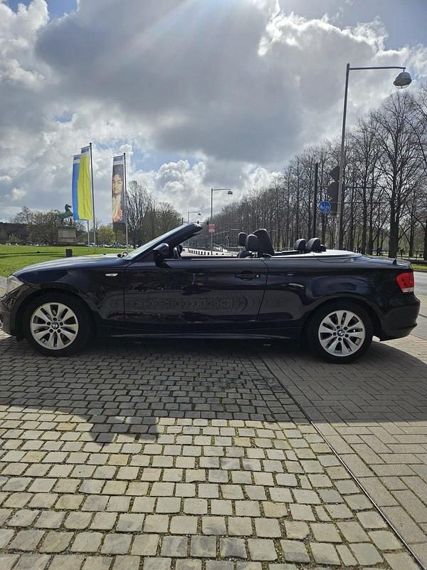 Używany BMW 120 Cabriolet 140 KM (102 kW) 2011 Czarny Kabriolet