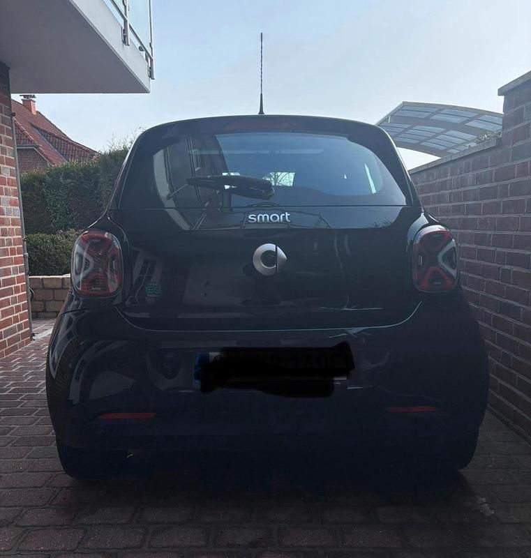 Gebraucht Smart ForFour Electric Drive 60 kW (82 PS) 2020 Schwarz Kleinwagen