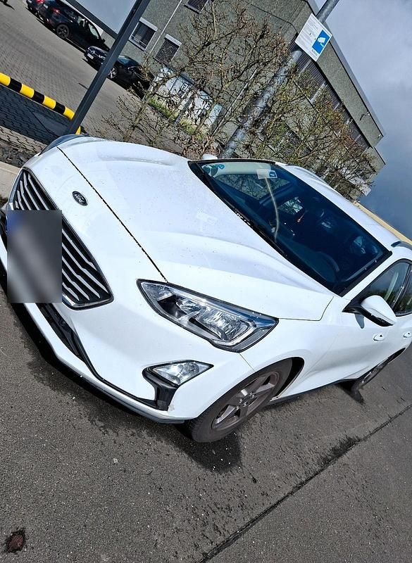 Gebraucht Ford Focus 150 PS (110 kW) 2019 Weiß Kombi