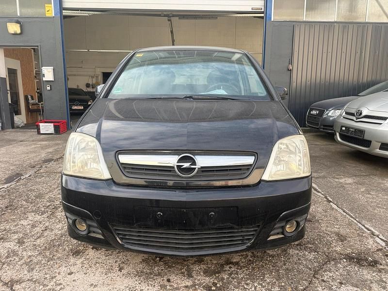 Second-hand Opel Meriva 77 CP (56 kW) 2006 Negru Monovolum