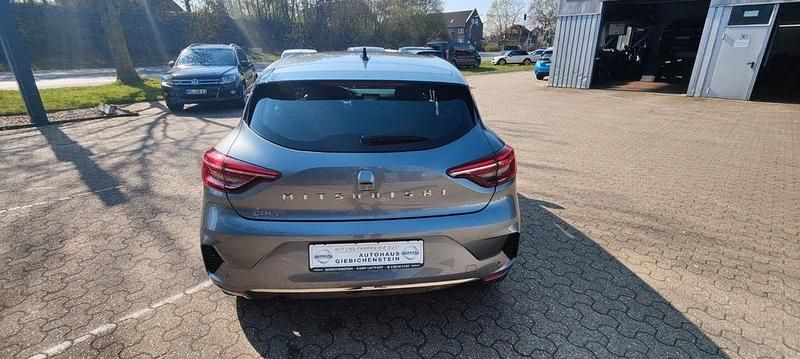 Gebraucht Mitsubishi Colt Plus 91 PS (66 kW) 2024 Grau Kleinwagen