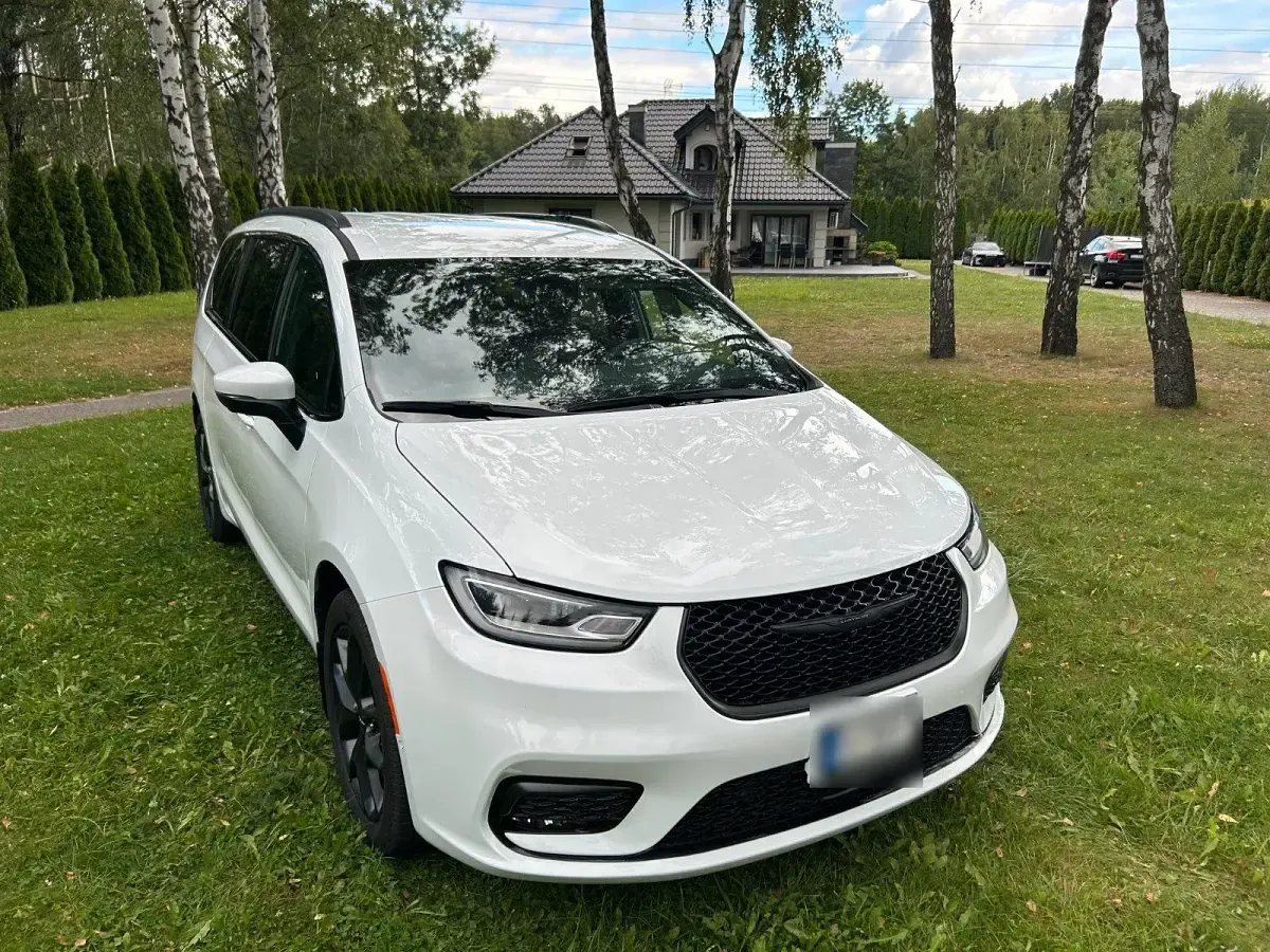 Gebraucht Chrysler Pacifica 287 PS (211 kW) 2023 Weiß Van