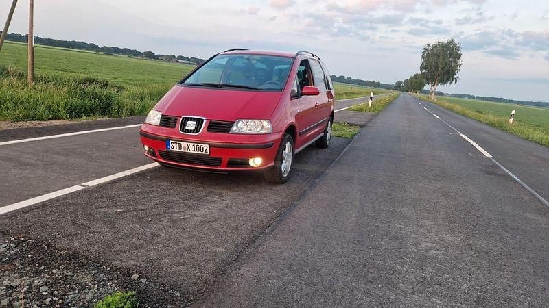 Second-hand Seat Alhambra Reference 116 CP (85 kW) 2006 Roșu Monovolum