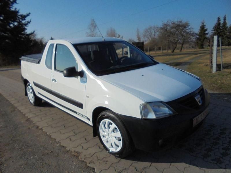 Gebraucht Dacia Logan Pick-Up 86 PS (63 kW) 2010 Weiß Pickup