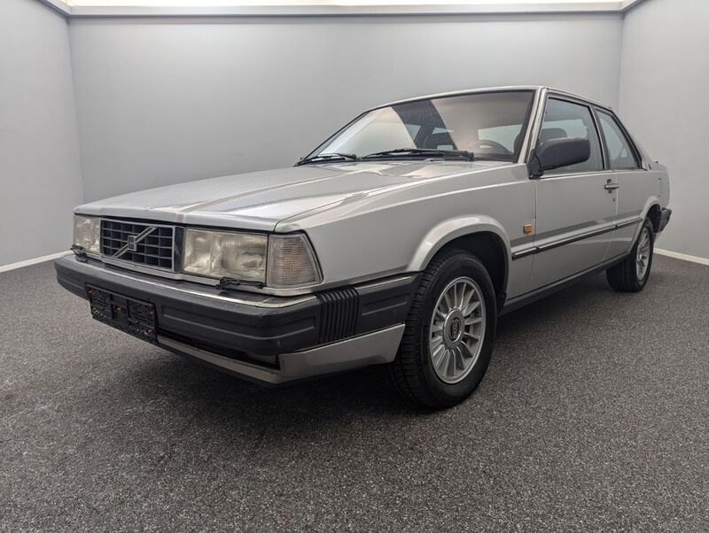 Silber Gebraucht 1986 Volvo 780 Coupé | 6.999 € - Bild 1/4