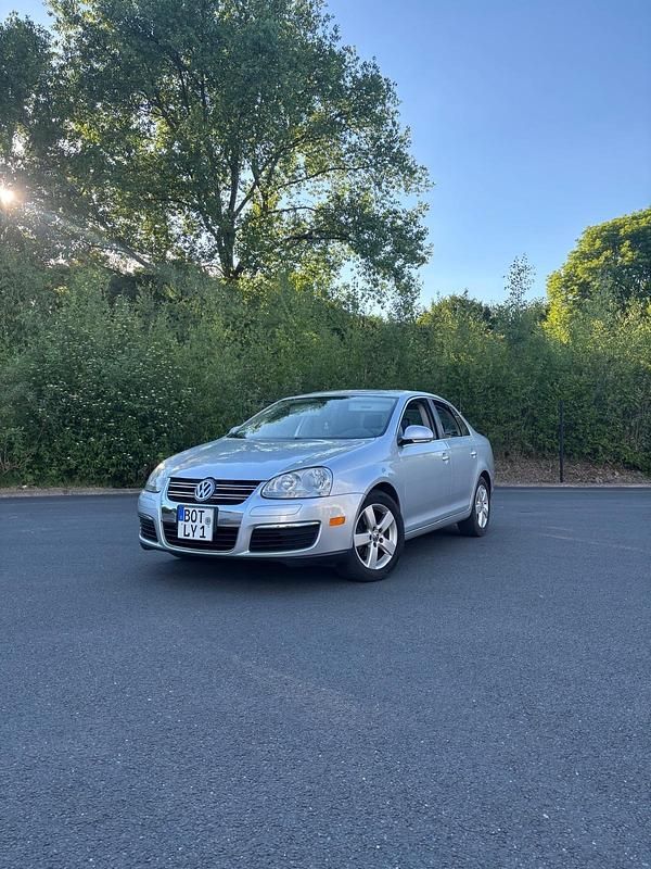 Gebraucht 2007 VW Jetta Limousine | 3.900 € - Bild 1/4