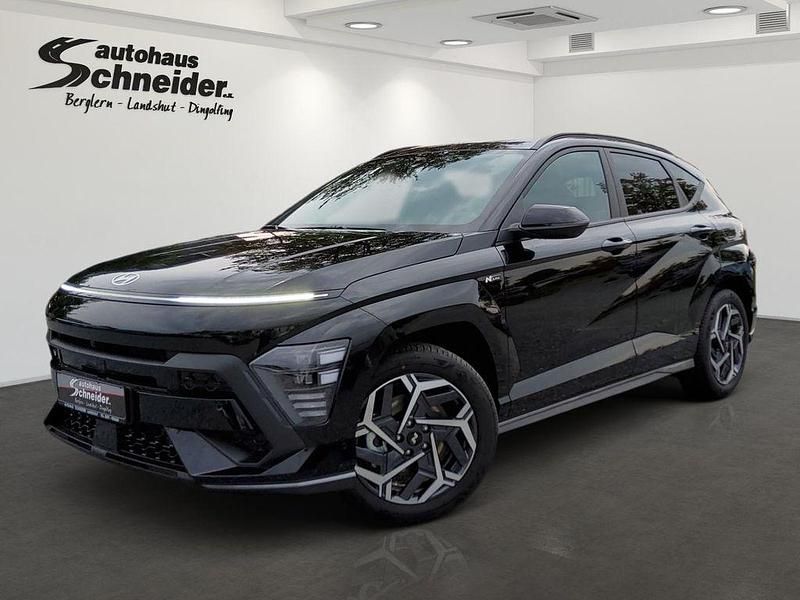 Abyss black Neu 2025 Hyundai Kona N Line SUV | 31.980 € (Fairer Preis) - Bild 1/4