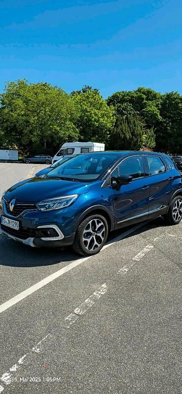 Blau Gebraucht 2018 Renault Captur SUV | 13.500 € (Fairer Preis) - Bild 1/4