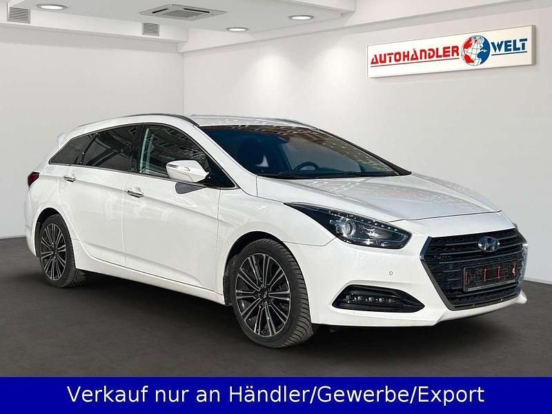 Gebraucht Hyundai i40 141 PS (103 kW) 2016 Weiß Kombi