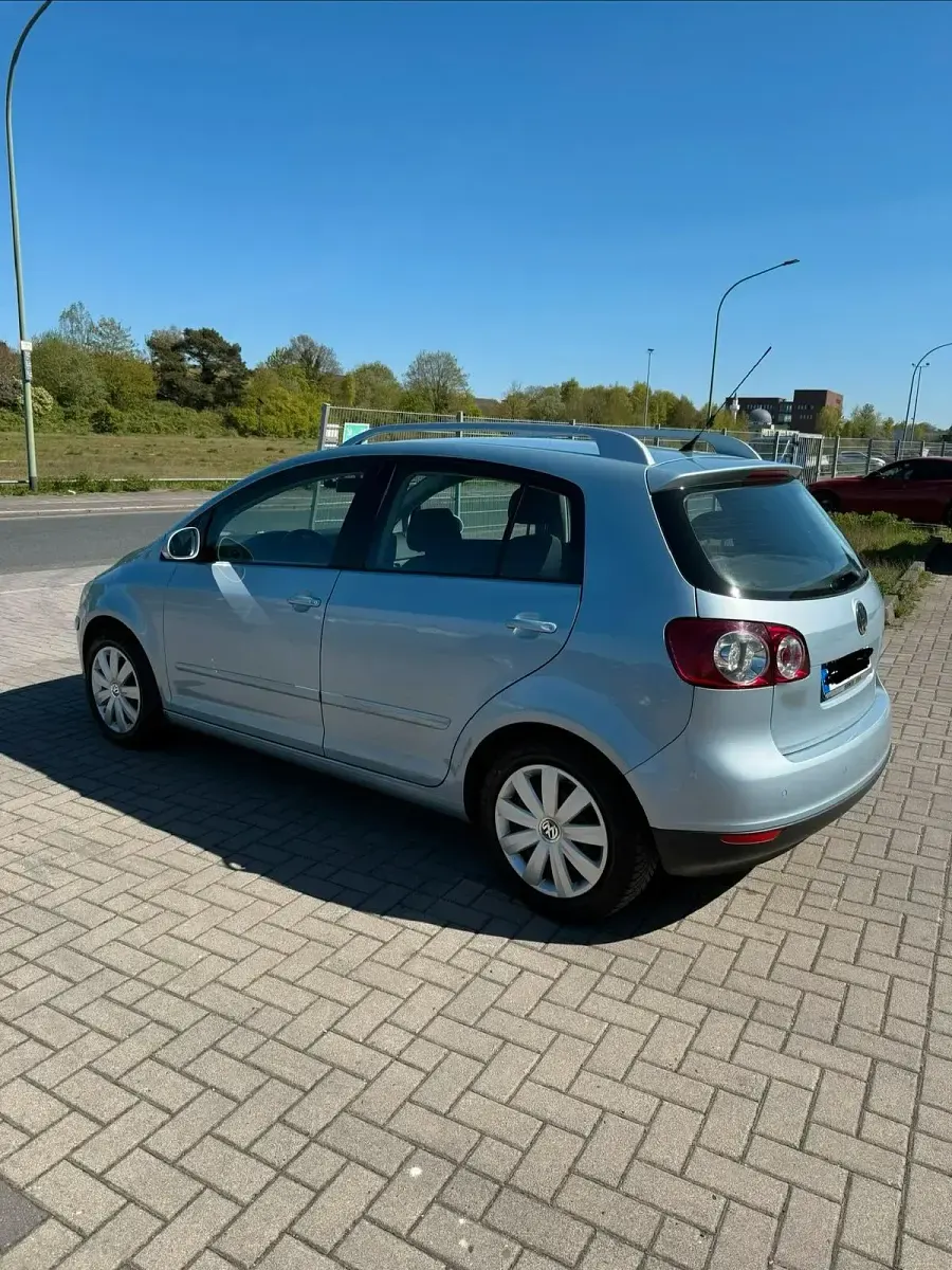 Gebraucht VW Golf Plus Cross Trendline 102 PS (75 kW) 2008 Blau Kombi